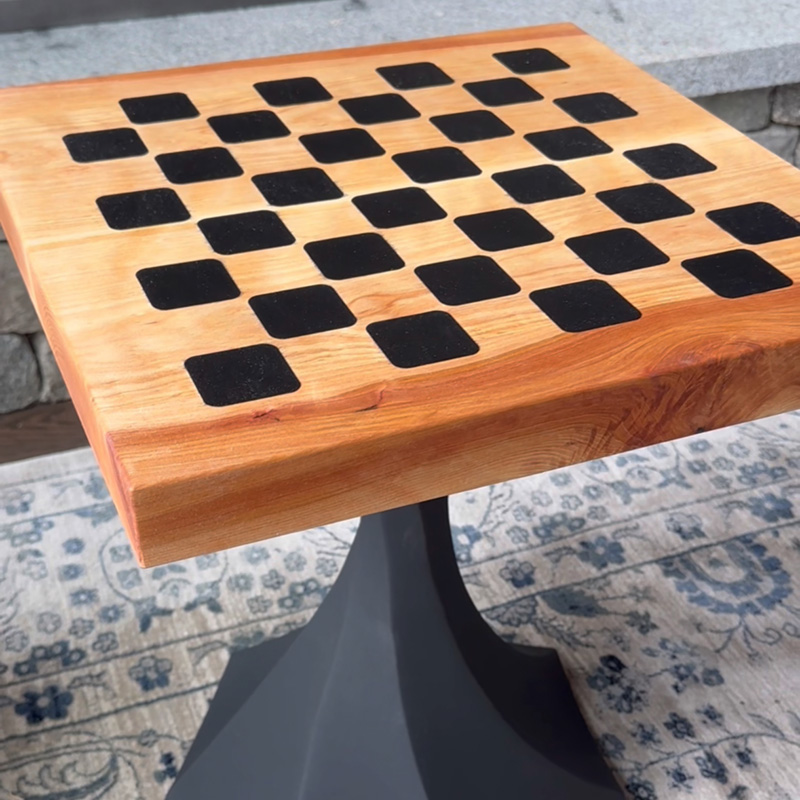 MacLaren Chess Table